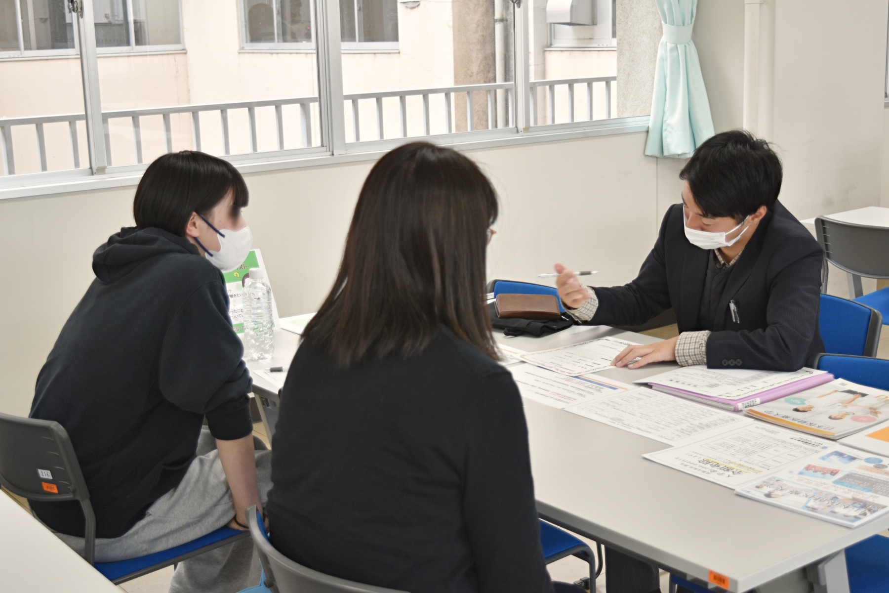 入試個別相談の様子